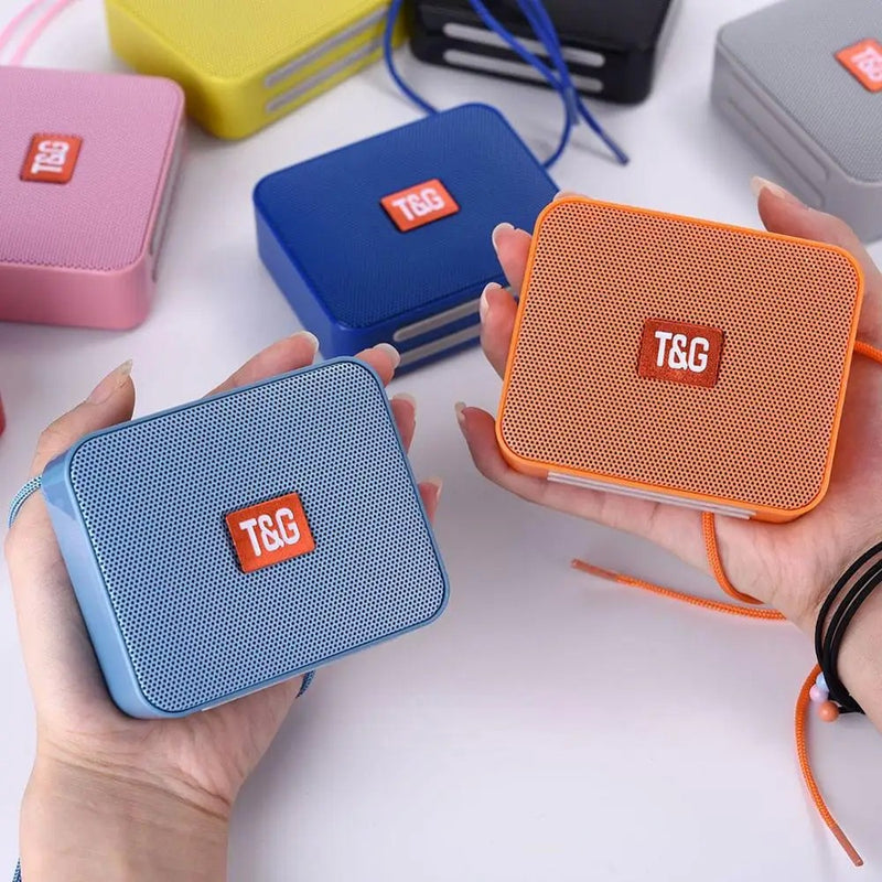 Caixa de Som Bluetooth T&G TG166 Estilo Boombox com USB, Rádio FM e Som Potente